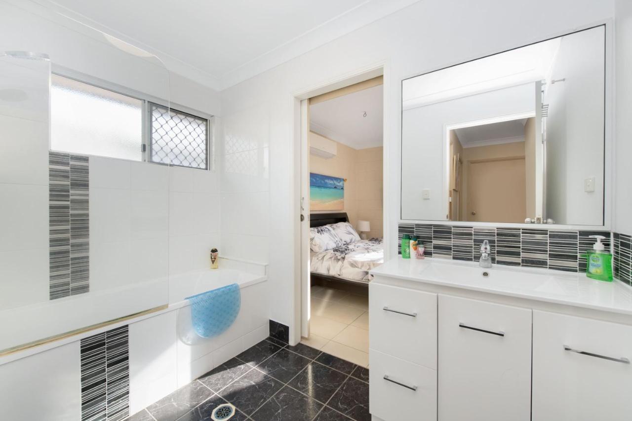 Vibrant, Lovely 3br Family Holiday home *